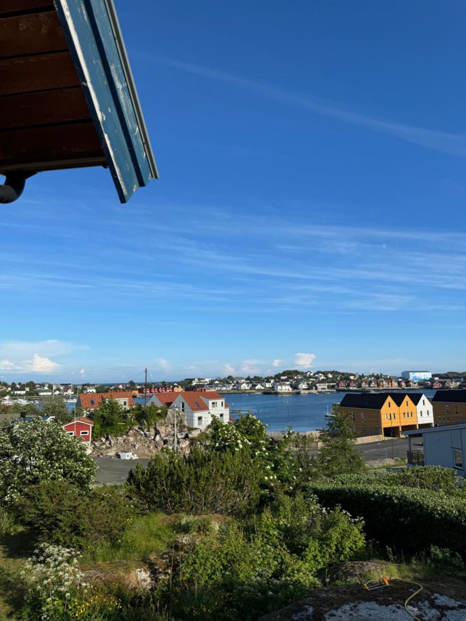 Leilighet Ballstad Exterior photo